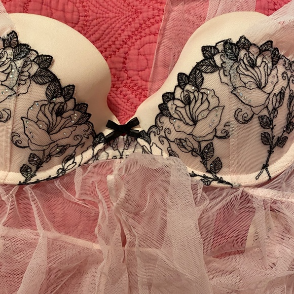 NEW Victoria's Secret Babydoll 34C - M - Picture 3 of 3